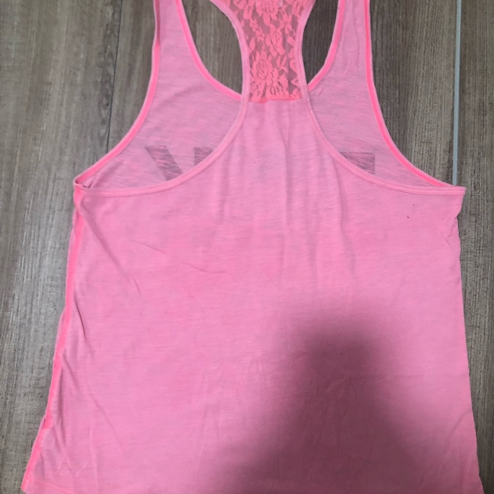 Pink tank top - Picture 2 of 3